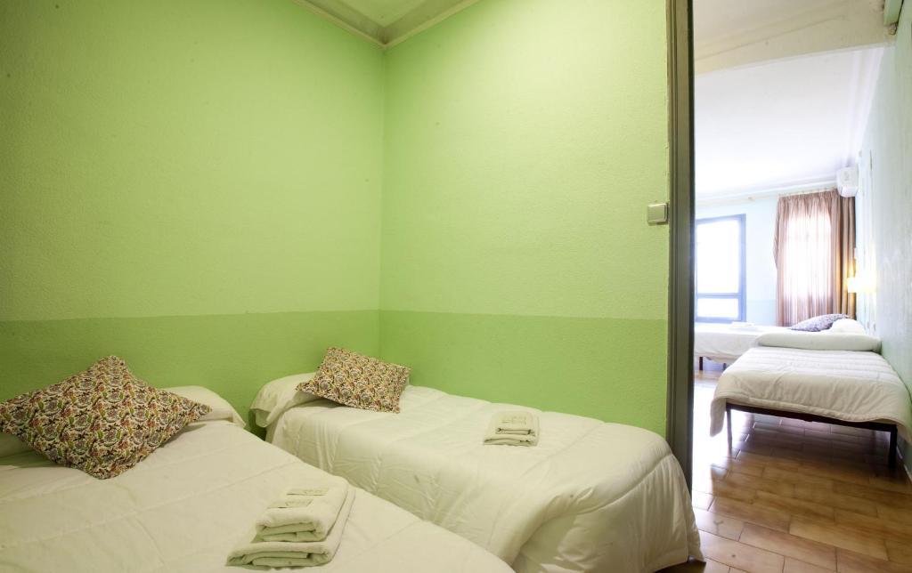 Hostal Colkida Barselona Oda fotoğraf