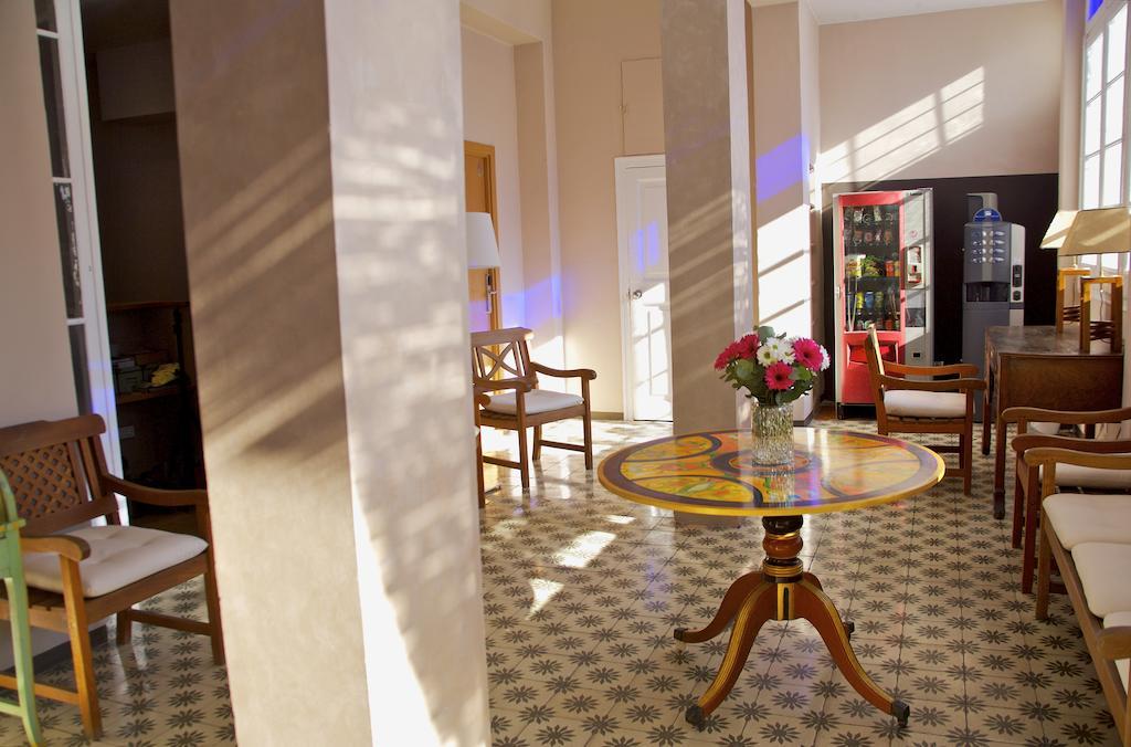Hostal Agua Alegre Barselona Dış mekan fotoğraf